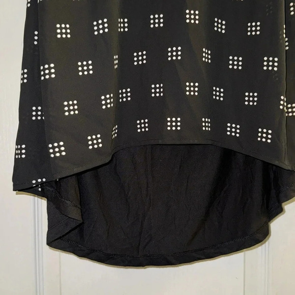 KAARI Blue Curvy Tank Top - Picture 3 of 5